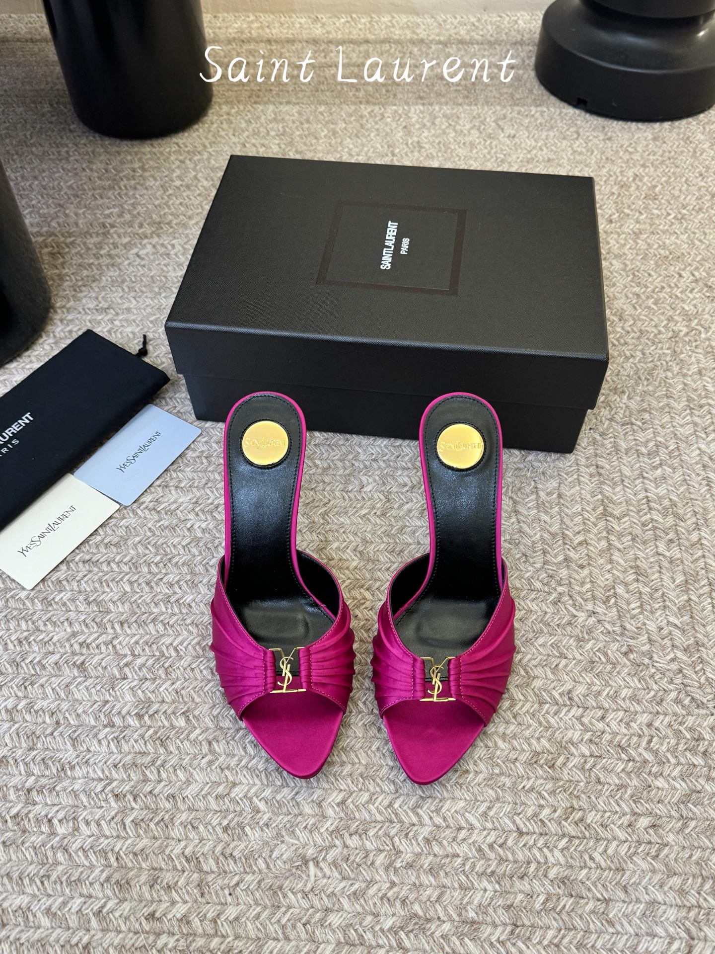 下单备注9cmSaint Laurent / 圣罗兰Lee金属钻链条尖头高跟鞋YSL姐姐的美丽尤物高跟鞋