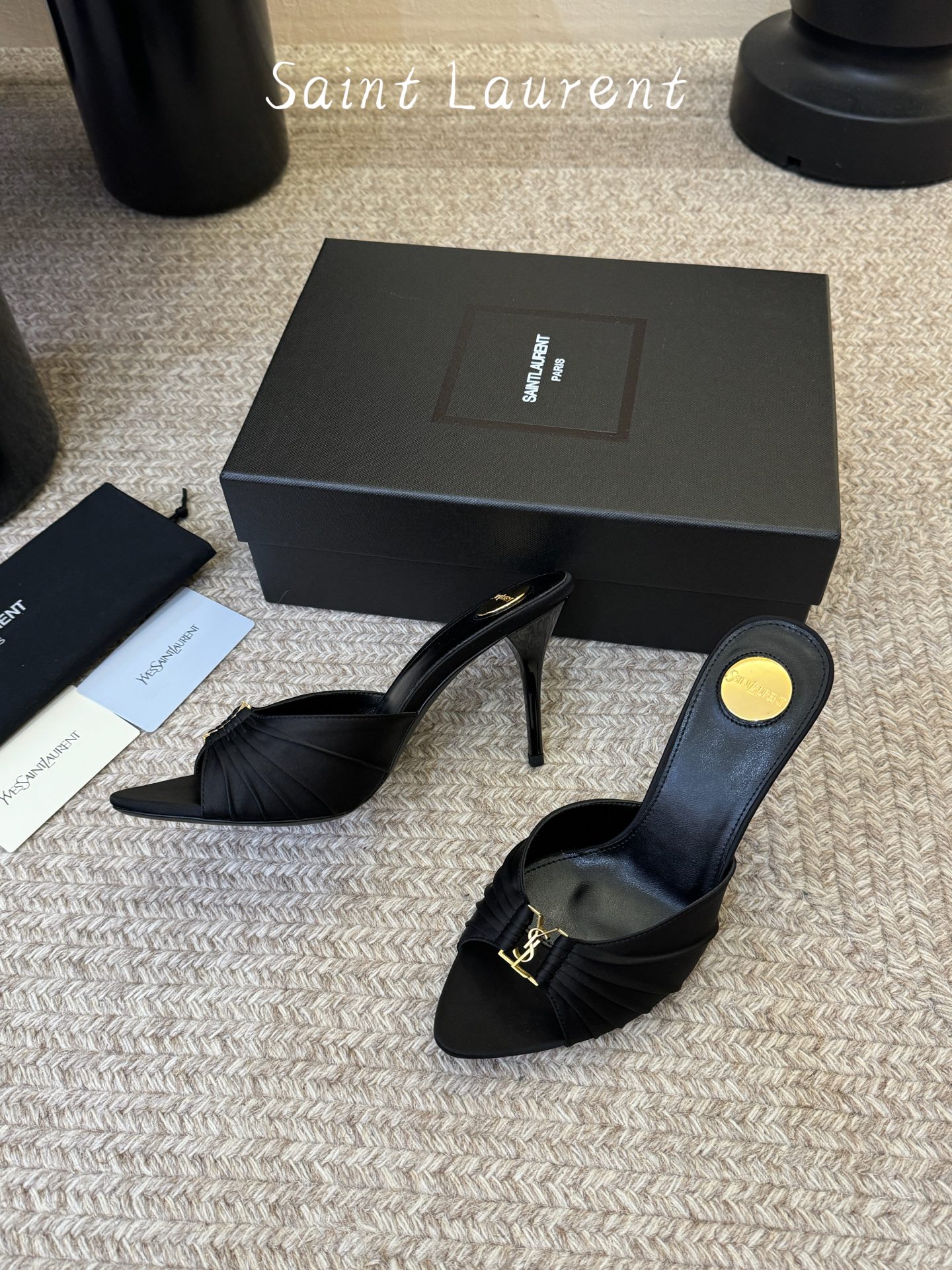 下单备注9cmSaint Laurent / 圣罗兰Lee金属钻链条尖头高跟鞋YSL姐姐的美丽尤物高跟鞋