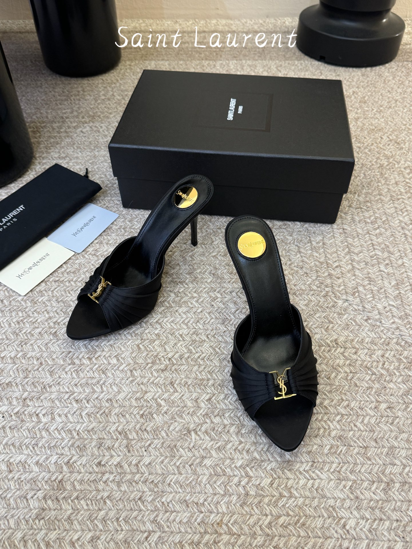 下单备注9cmSaint Laurent / 圣罗兰Lee金属钻链条尖头高跟鞋YSL姐姐的美丽尤物高跟鞋