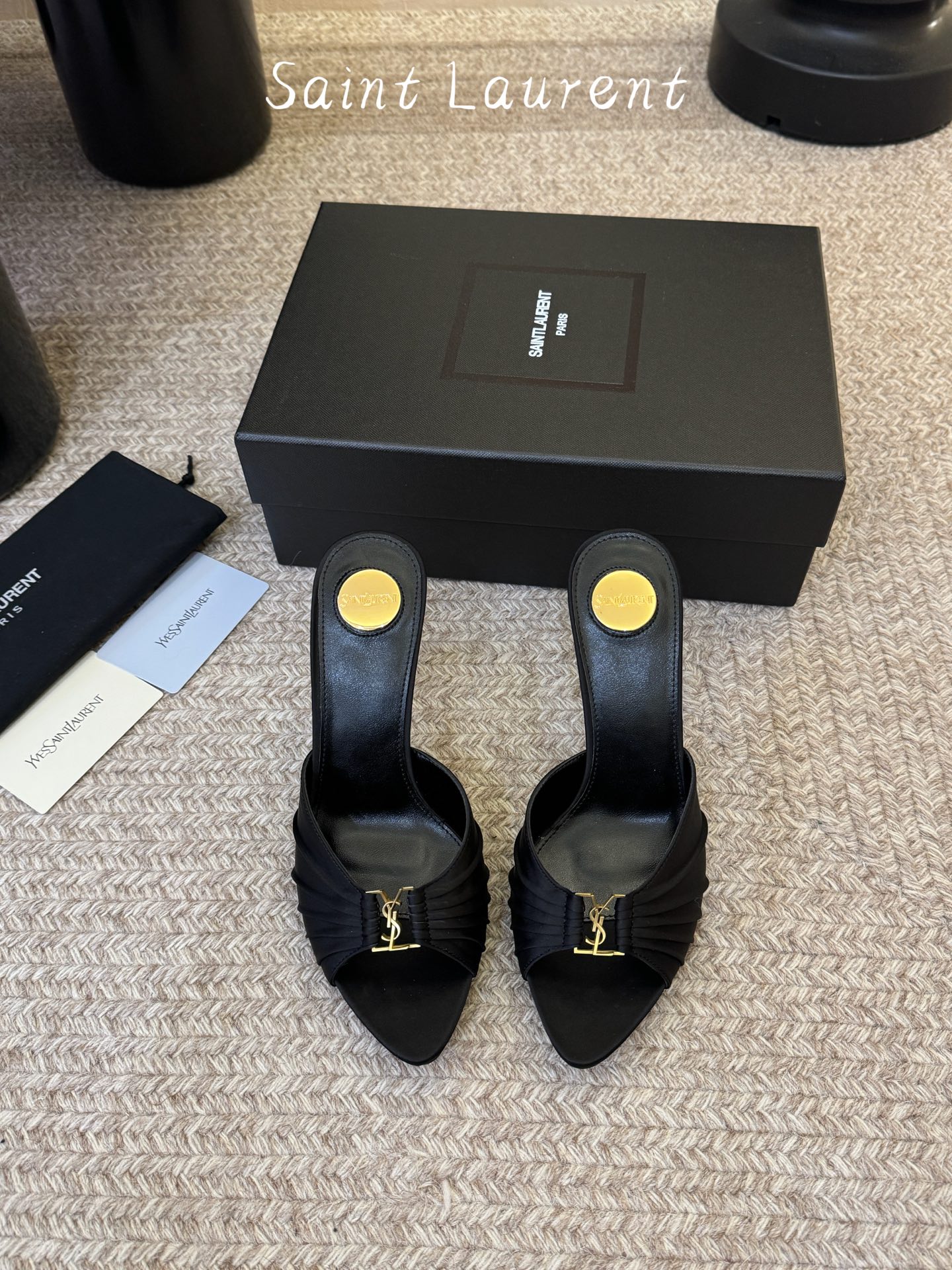 下单备注9cmSaint Laurent / 圣罗兰Lee金属钻链条尖头高跟鞋YSL姐姐的美丽尤物高跟鞋