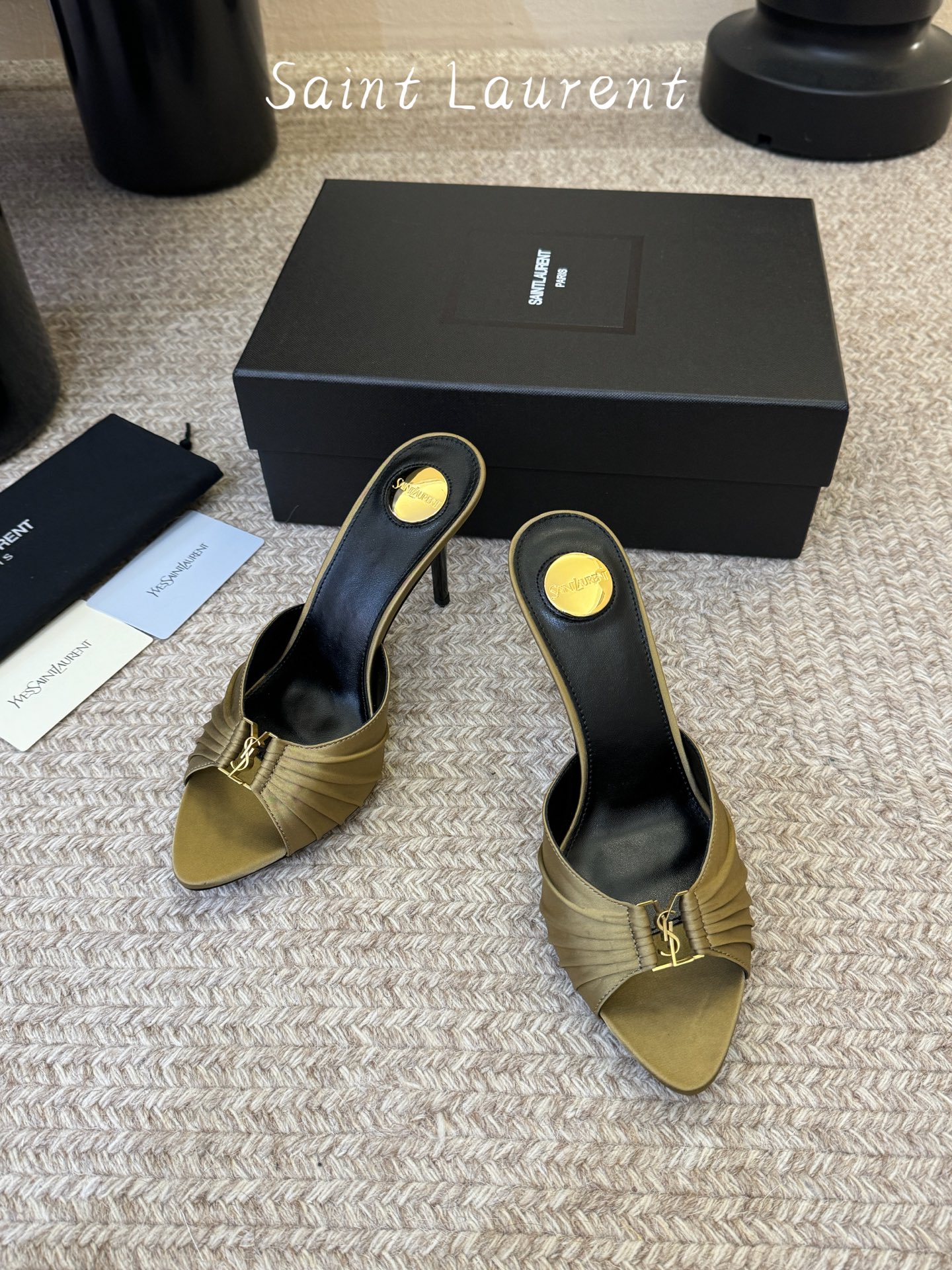 下单备注9cmSaint Laurent / 圣罗兰Lee金属钻链条尖头高跟鞋YSL姐姐的美丽尤物高跟鞋