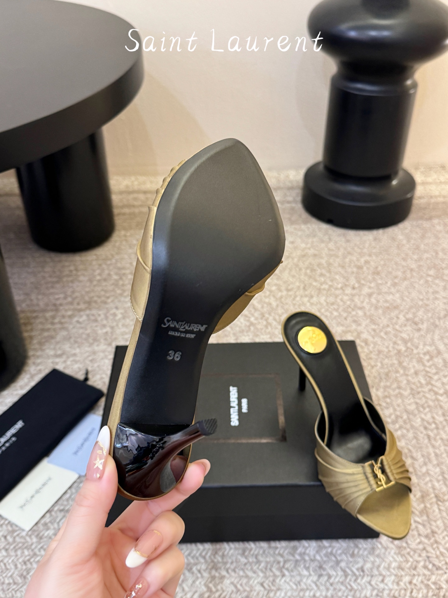 下单备注9cmSaint Laurent / 圣罗兰Lee金属钻链条尖头高跟鞋YSL姐姐的美丽尤物高跟鞋