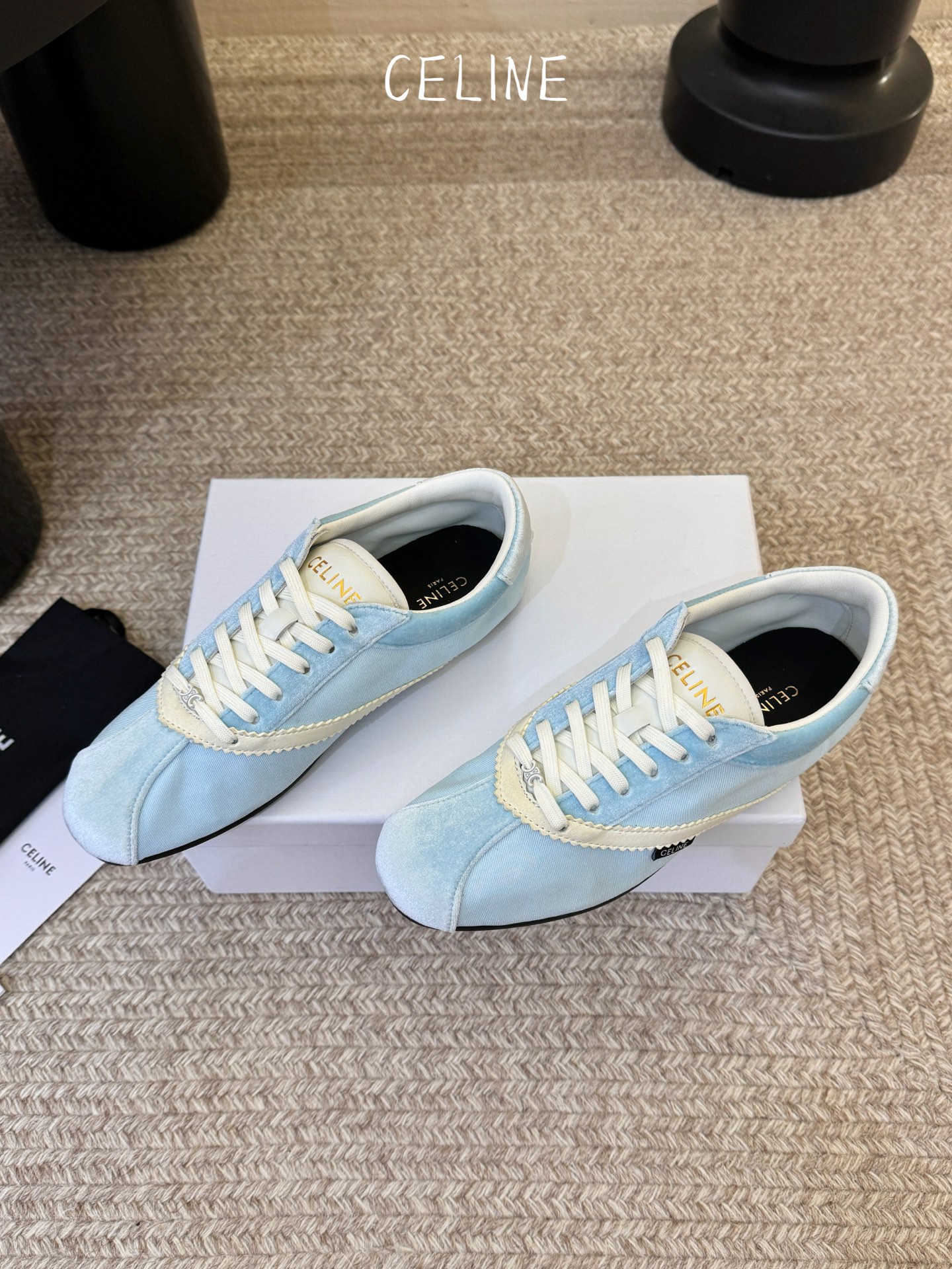 Celin*26ss早春新品平底芭蕾舞运动鞋休闲鞋包含平底芭蕾鞋与厚底休闲鞋两款，前者优雅精致，后者兼具