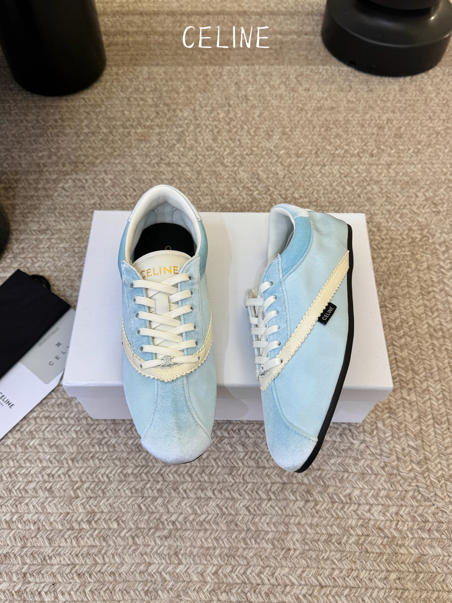 Celin*26ss早春新品平底芭蕾舞运动鞋休闲鞋包含平底芭蕾鞋与厚底休闲鞋两款，前者优雅精致，后者兼具