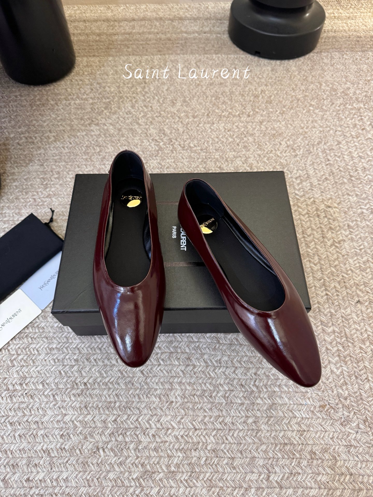 圣罗兰Saint Lauren* 新品平底小方头单鞋各种小裙子搭配起来 完全不挑脚型哦 Ysl Logo