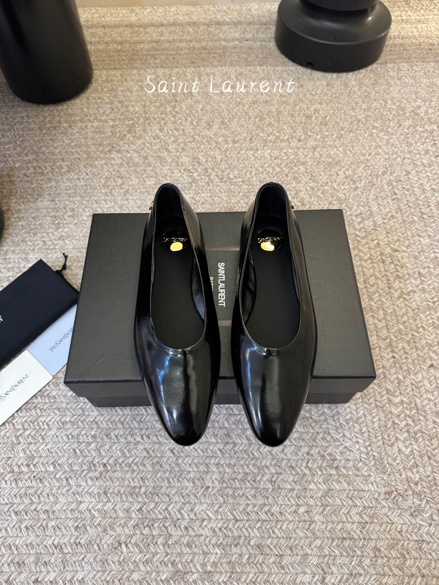 圣罗兰Saint Lauren* 新品平底小方头单鞋各种小裙子搭配起来 完全不挑脚型哦 Ysl Logo