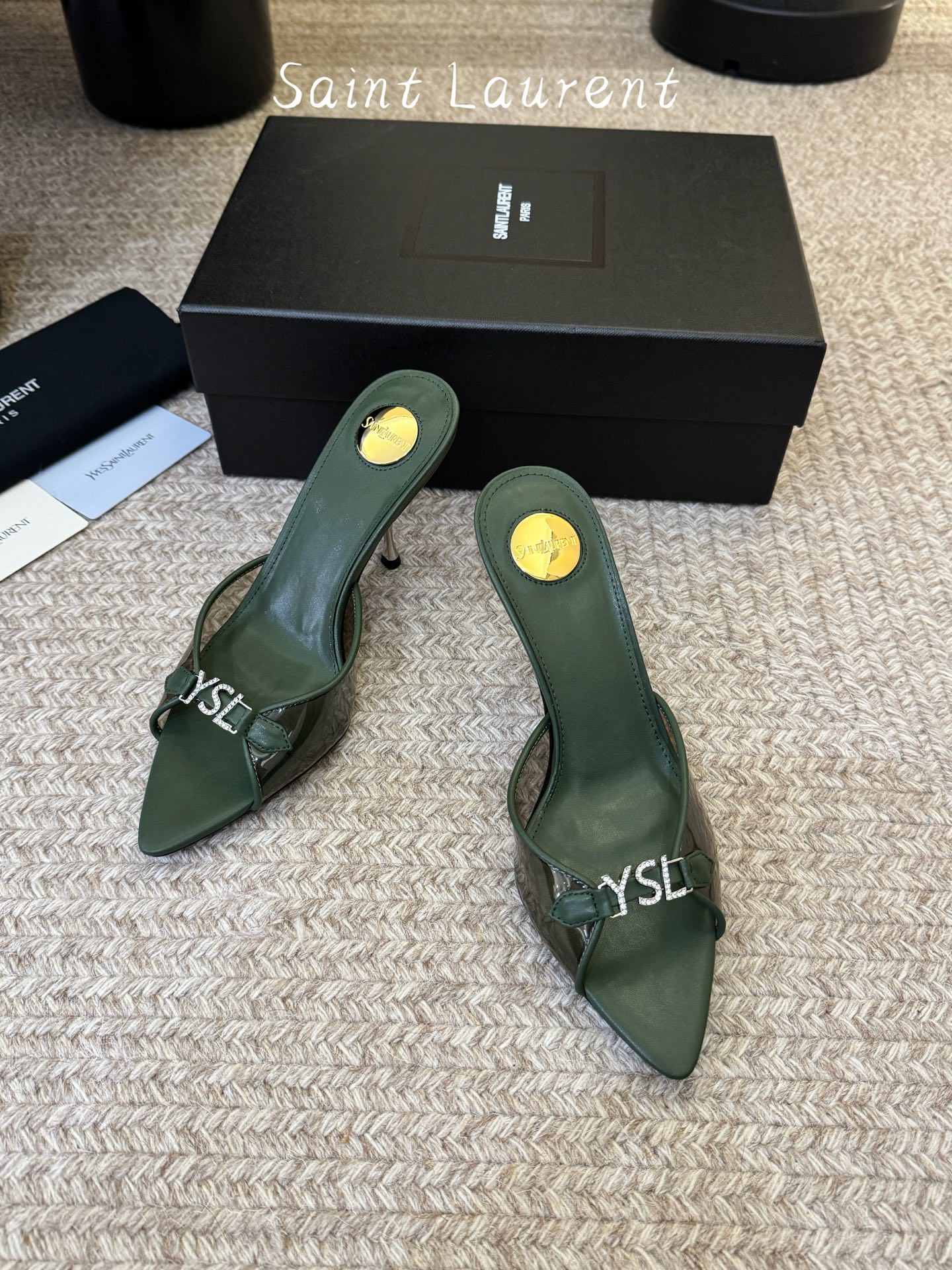 圣罗兰Saint Lauren* ss新YSL Logo平底鞋拖Ysl走秀款高跟鞋 各种小裙子搭配起来 