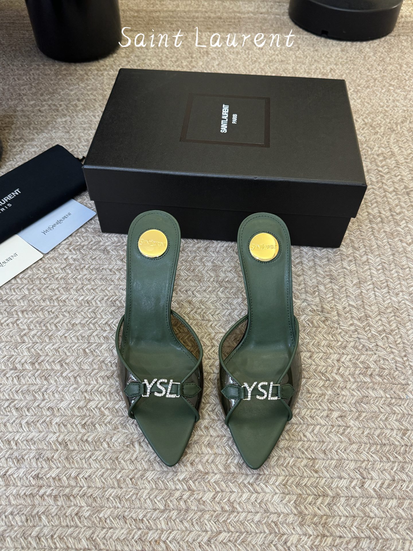 圣罗兰Saint Lauren* ss新YSL Logo平底鞋拖Ysl走秀款高跟鞋 各种小裙子搭配起来 