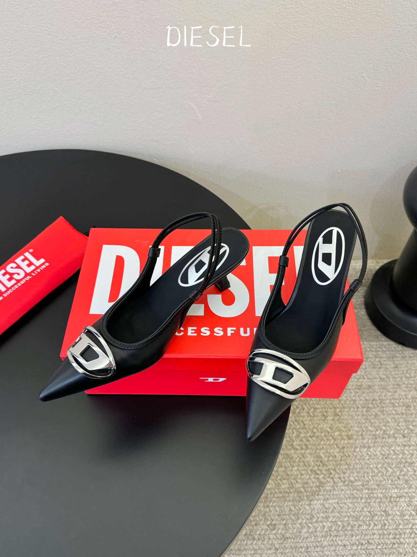 Designer Heeled Shoe
