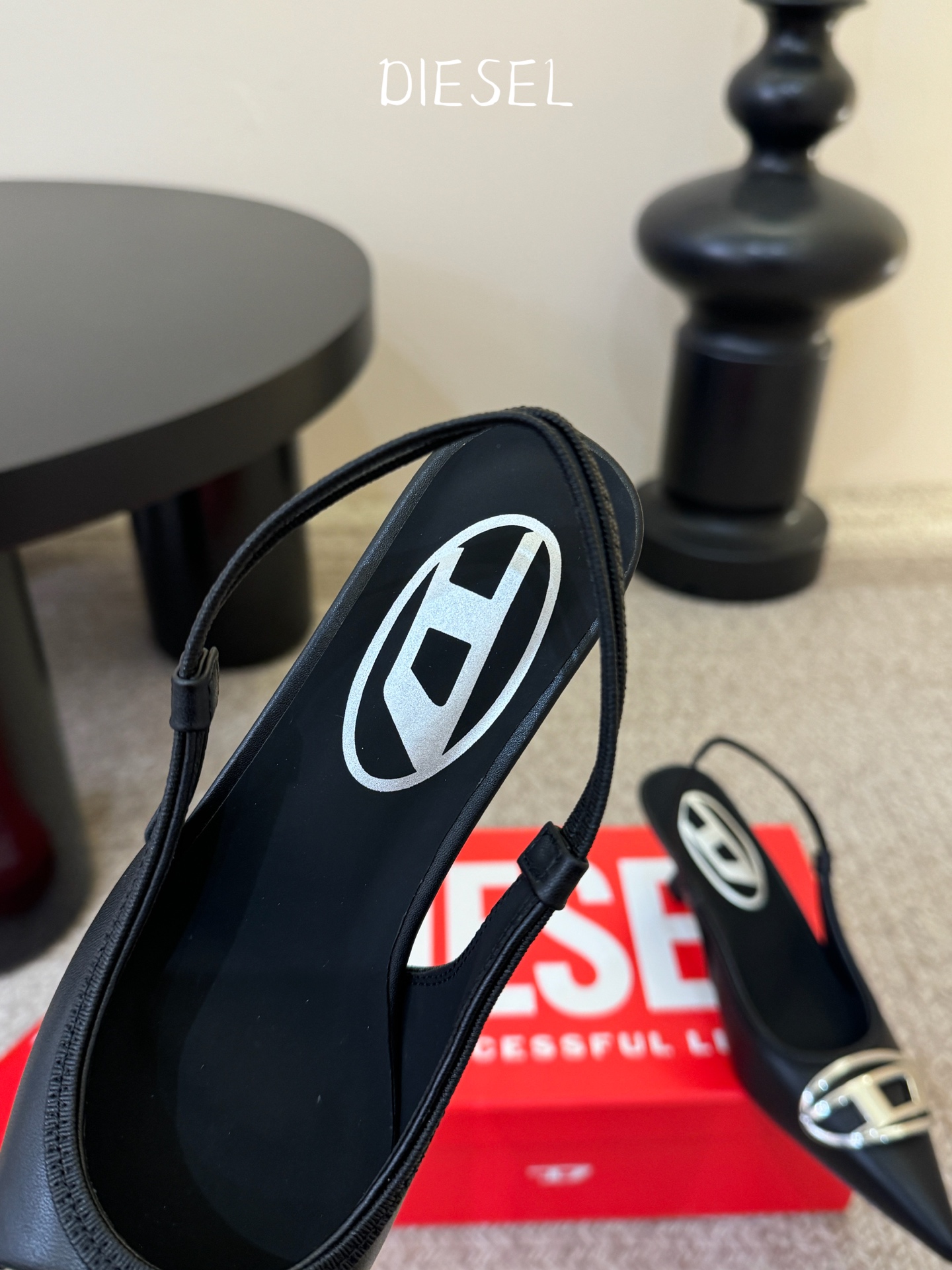 Designer Heeled Shoe