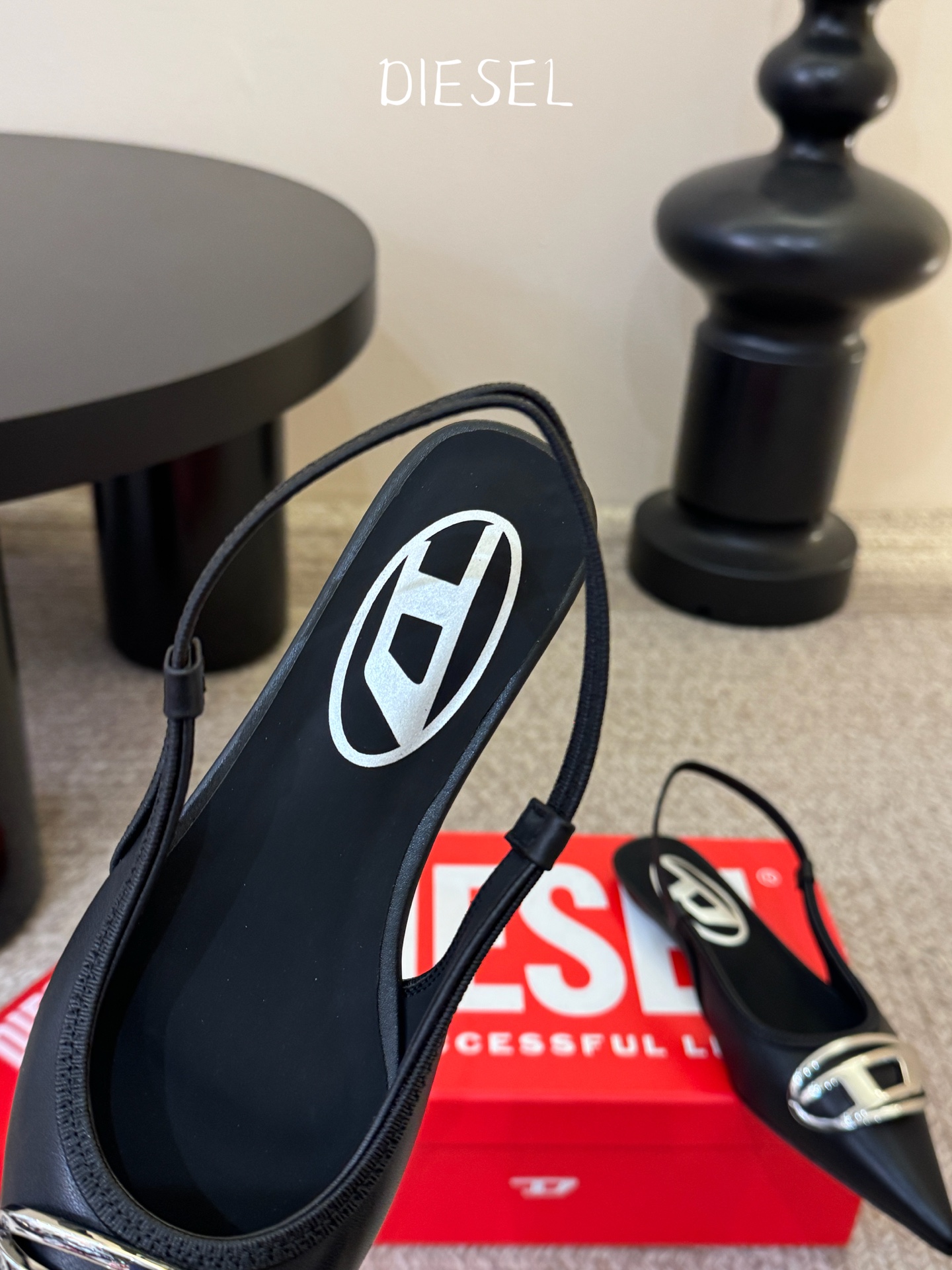 Designer Heeled Shoe