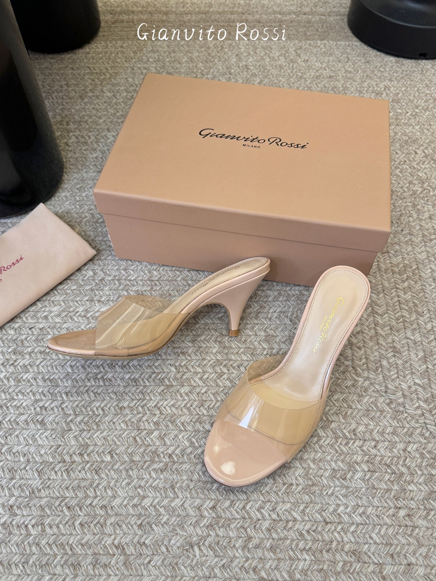 gianvito rossi26春夏新款tpu拖鞋，鞋面进口tpu柔软不闷脚，意大利原色真皮底，跟高7c