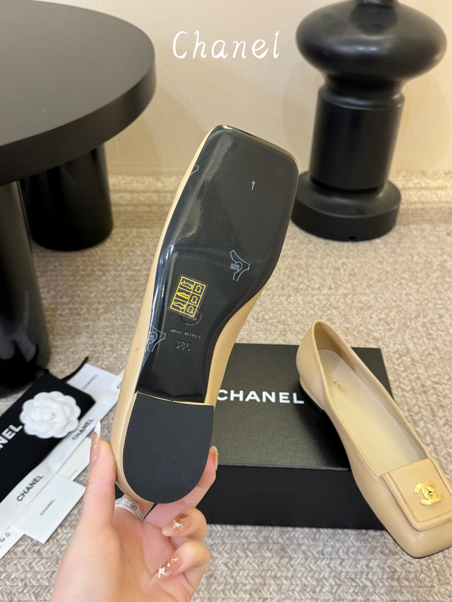 CHANE*2026香奈早春爆品单鞋妥妥的自留款！！比经典款Slingback舒服太多啦！每个颜色上脚都