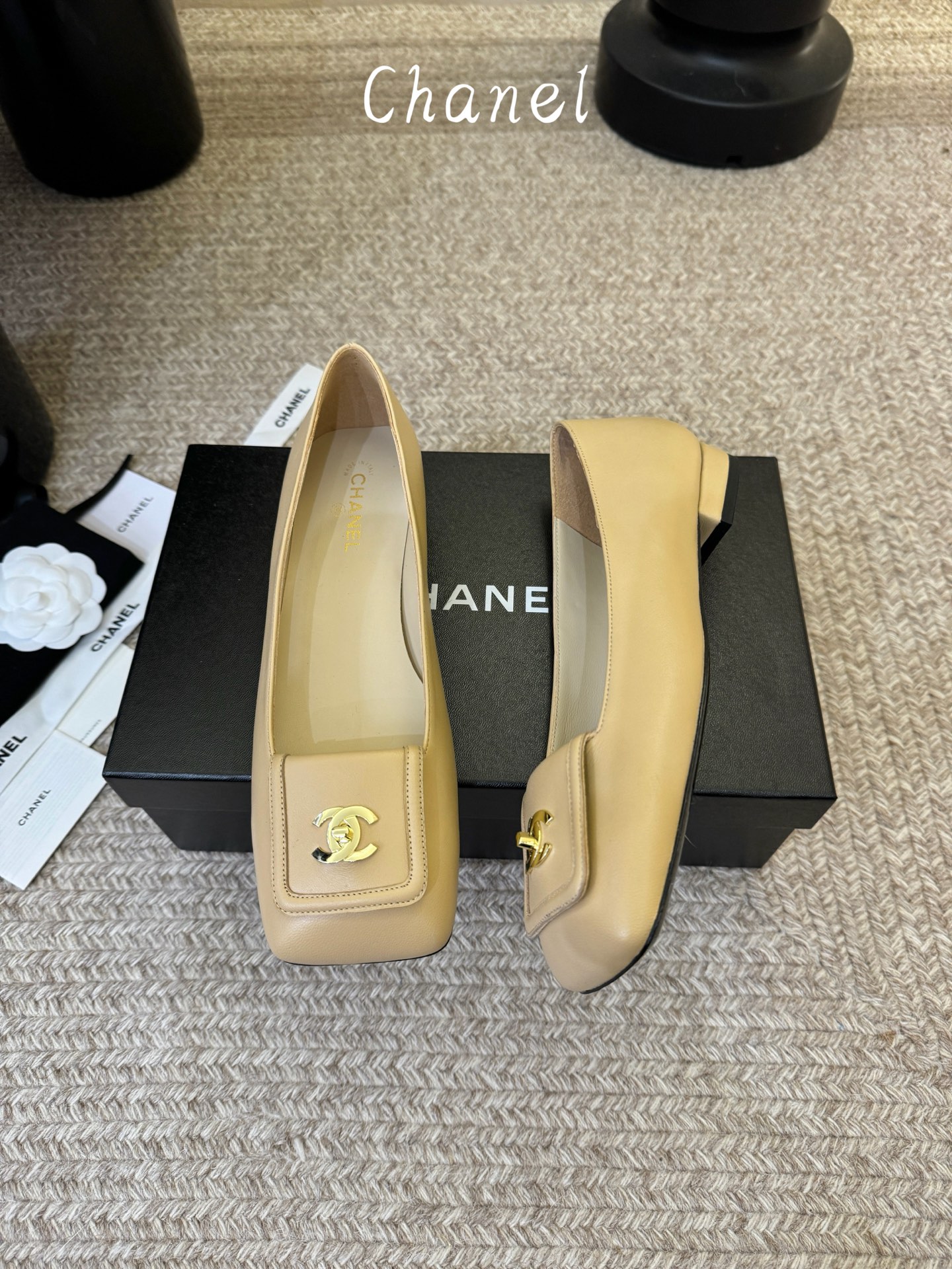 CHANE*2026香奈早春爆品单鞋妥妥的自留款！！比经典款Slingback舒服太多啦！每个颜色上脚都