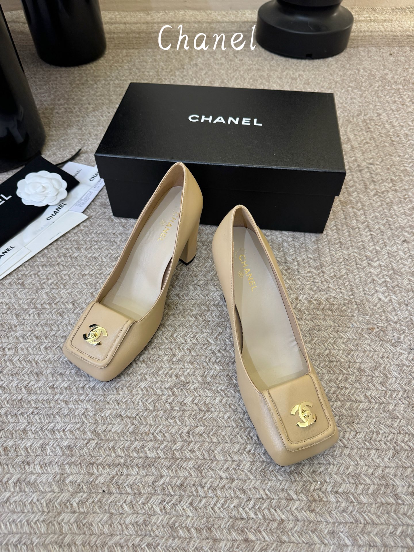 CHANE*2026香奈早春爆品单鞋妥妥的自留款！！比经典款Slingback舒服太多啦！每个颜色上脚都