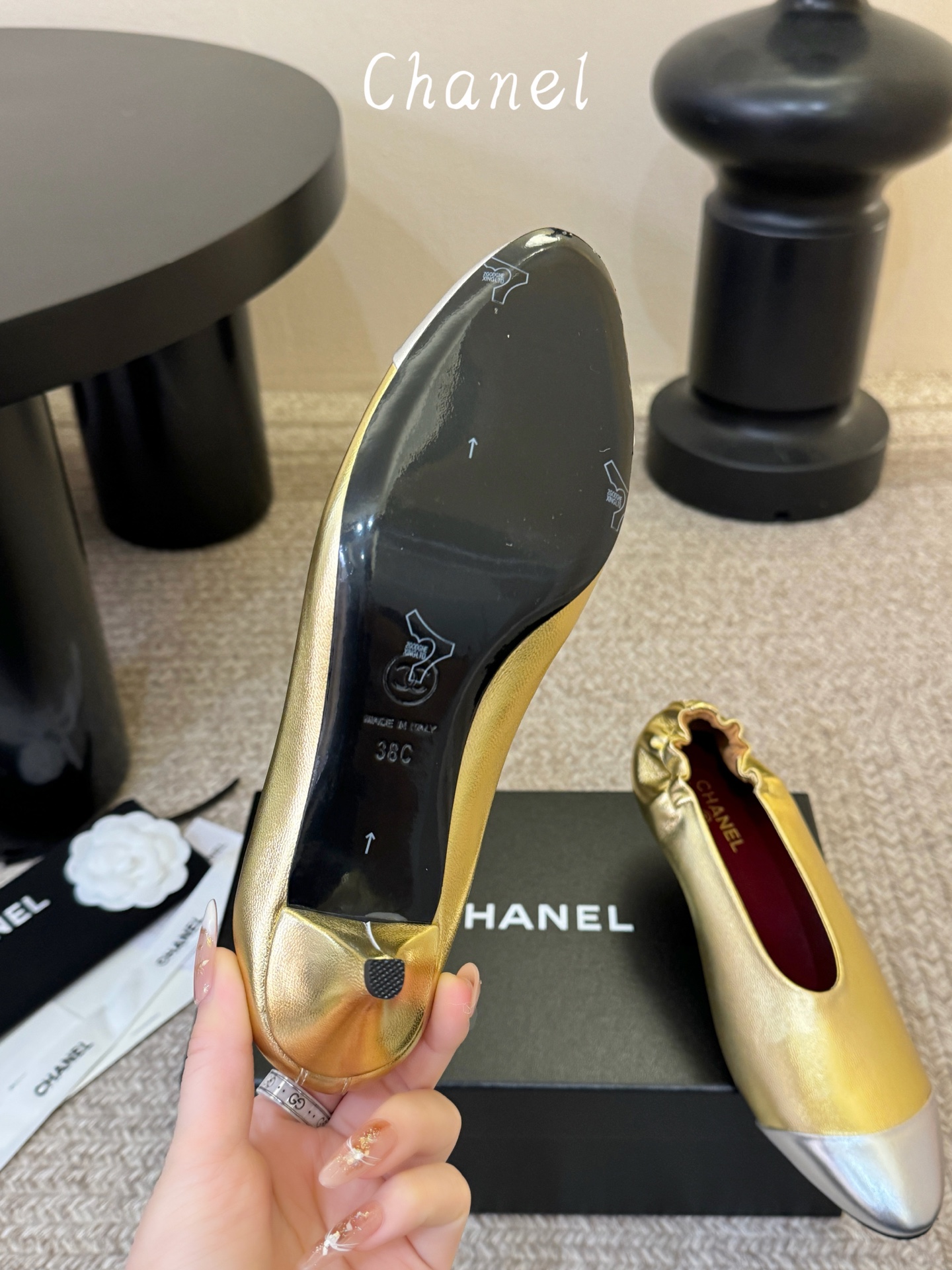 CHANE*2026香奈早春爆品小跟鞋妥妥的自留款！！比经典款Slingback舒服太多啦！每个颜色上脚