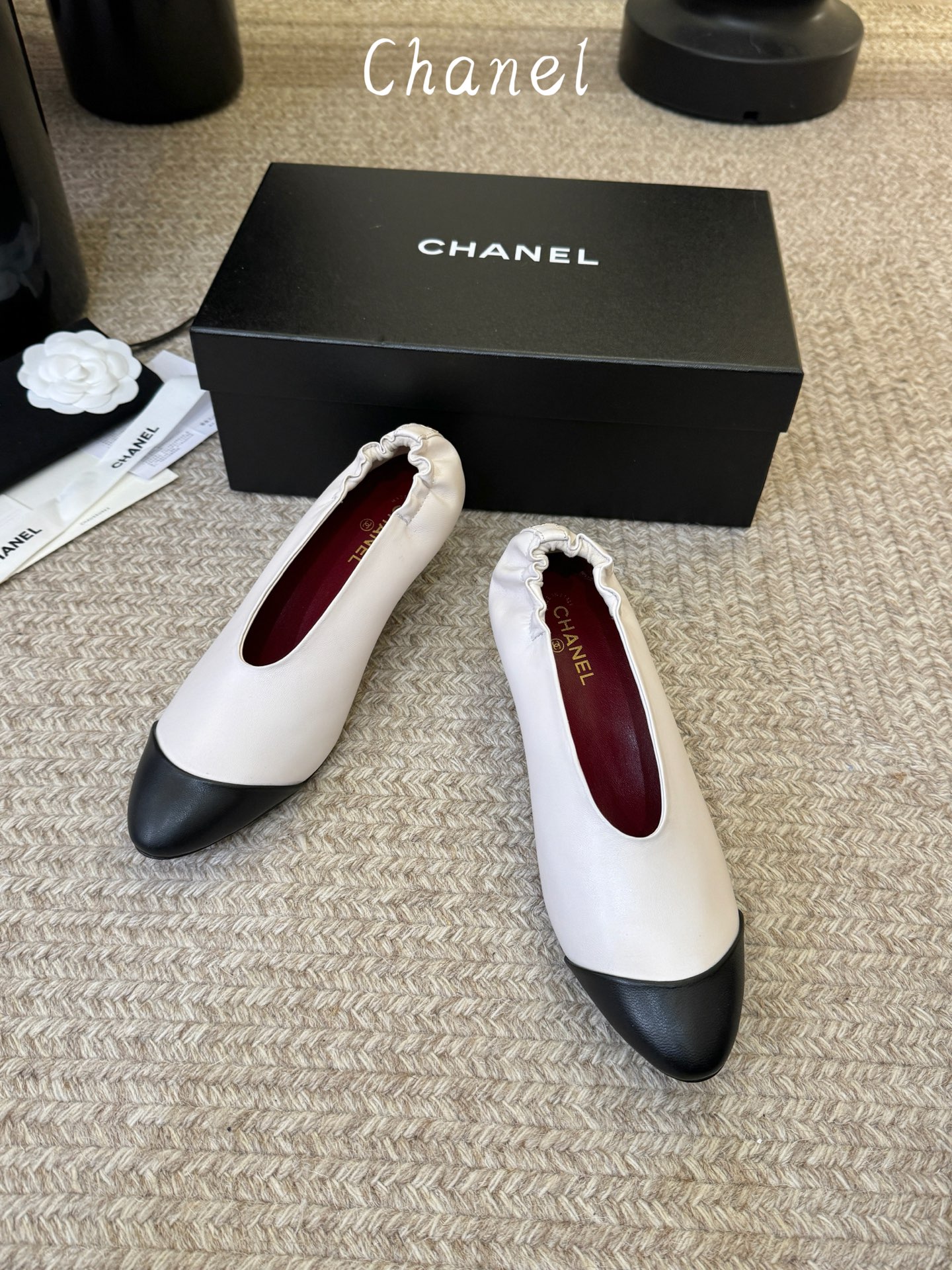 CHANE*2026香奈早春爆品小跟鞋妥妥的自留款！！比经典款Slingback舒服太多啦！每个颜色上脚