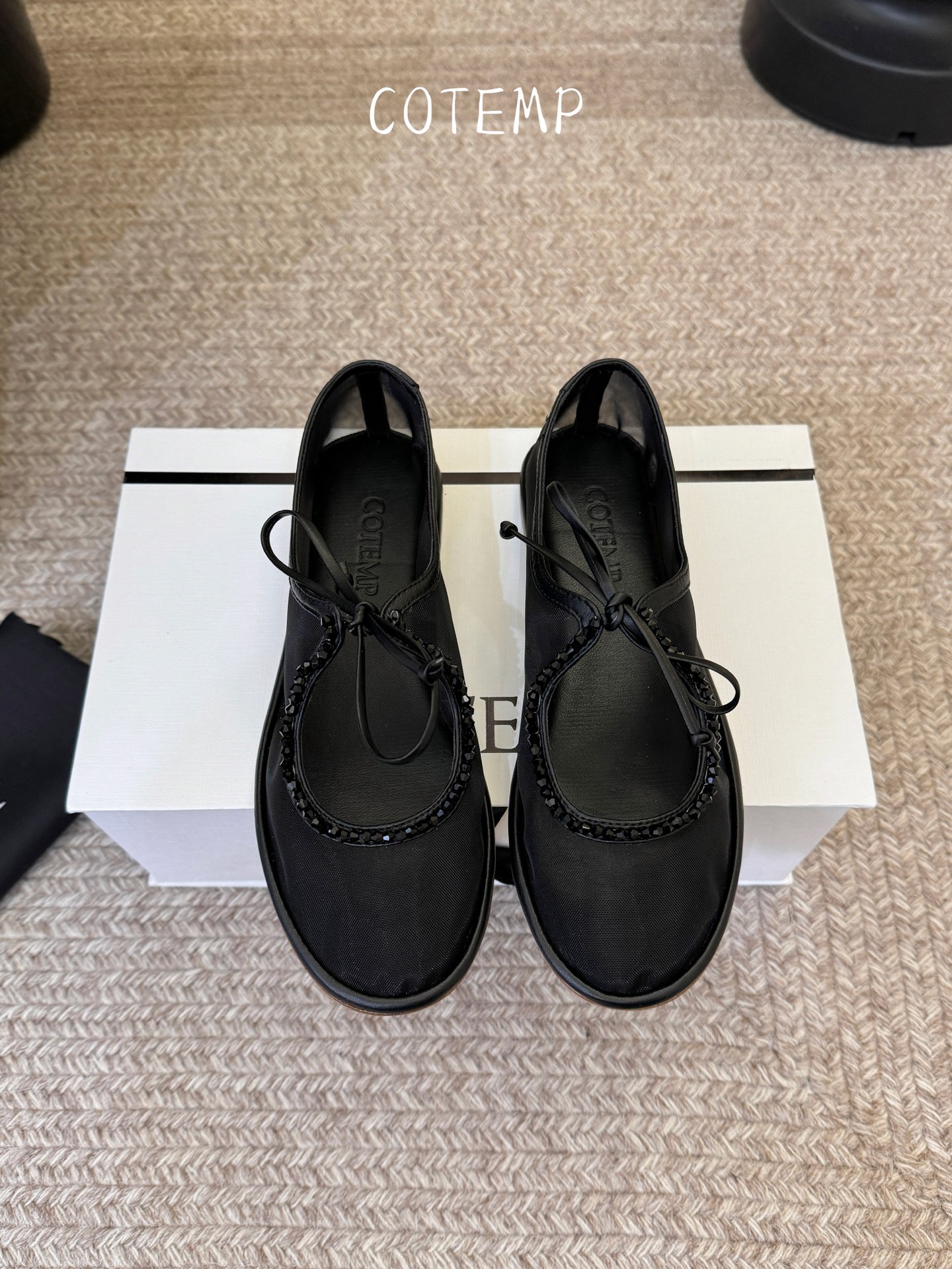 NO:814668,cotemp new autumn and winter crystal shoes, imported handmade crystal stones, with breathable shaping mesh, Italian genuine leather soles, feet, sheepskin lining, sizes 35-39 (order 40), single shoes, sheepskin19860909cotemp秋冬新款水晶鞋,进口手工水晶石,搭配透气定型网纱,意大利真皮底,垫脚,内里羊皮,尺码35-39（40订）,单鞋,sheepskin,Women's Shoes