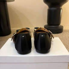 Maison Margiela丨MM6马吉拉新款皱褶分趾鞋 松紧绑带款Tabi分趾鞋 芭蕾舞鞋 原版开模 Maison Margiela丨MM6马吉拉新款皱褶分趾鞋 松紧绑带款Tabi分趾鞋 芭蕾舞鞋 原版开模