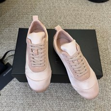 JIL SANDER 吉尔桑达新款 绸缎休闲鞋美到犯规,上脚惊艳到~绸缎光泽感绝了,走路带风都在发光!版 JIL SANDER 吉尔桑达新款 绸缎休闲鞋美到犯规,上脚惊艳到~绸缎光泽感绝了,走路带风都在发光!版