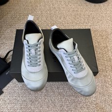 JIL SANDER 吉尔桑达新款 绸缎休闲鞋美到犯规,上脚惊艳到~绸缎光泽感绝了,走路带风都在发光!版 JIL SANDER 吉尔桑达新款 绸缎休闲鞋美到犯规,上脚惊艳到~绸缎光泽感绝了,走路带风都在发光!版