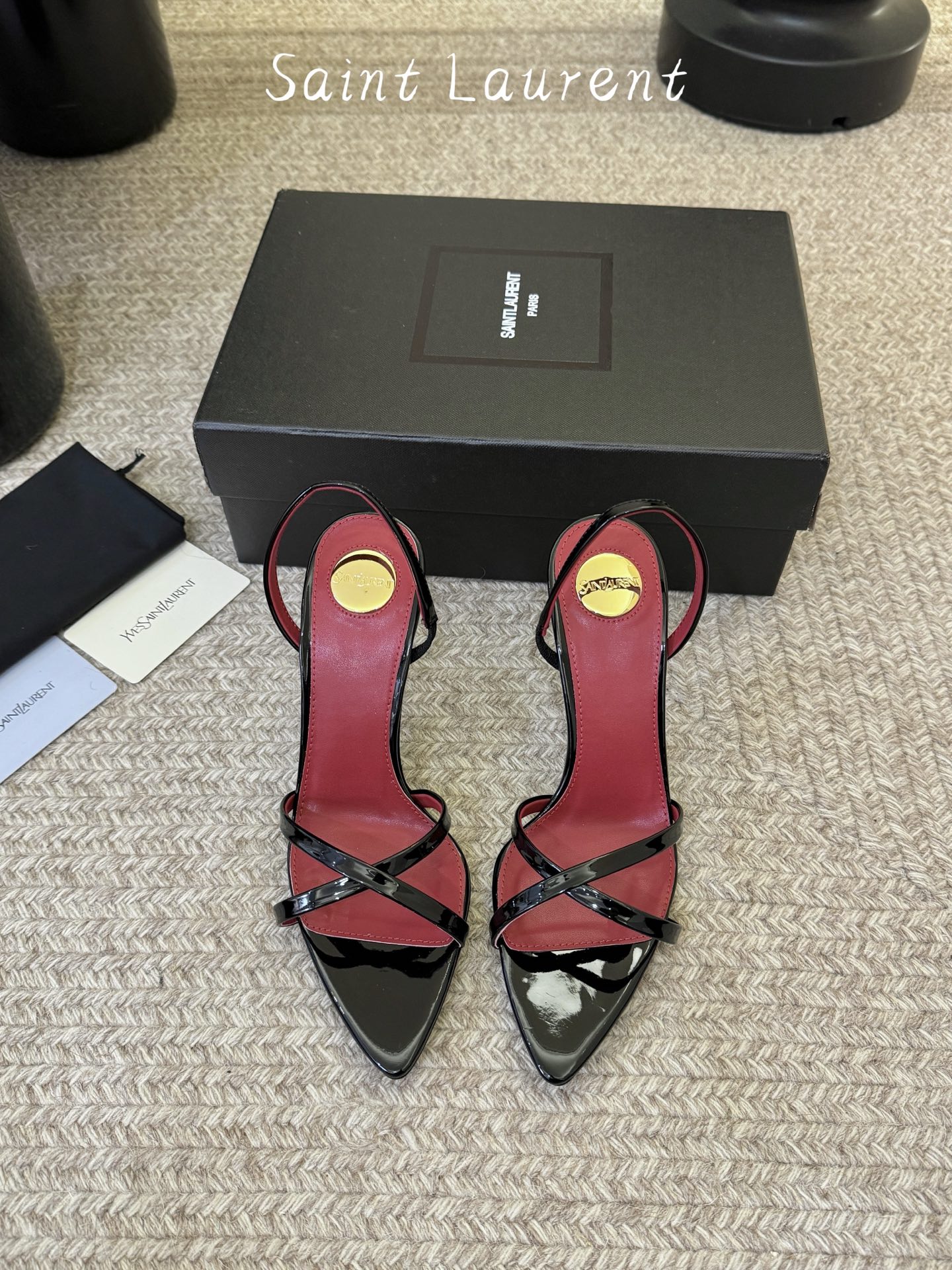 Saint Laurent / YSL圣罗兰金属字母logo高跟凉鞋YSL姐姐的美丽尤物高跟鞋 又是人间