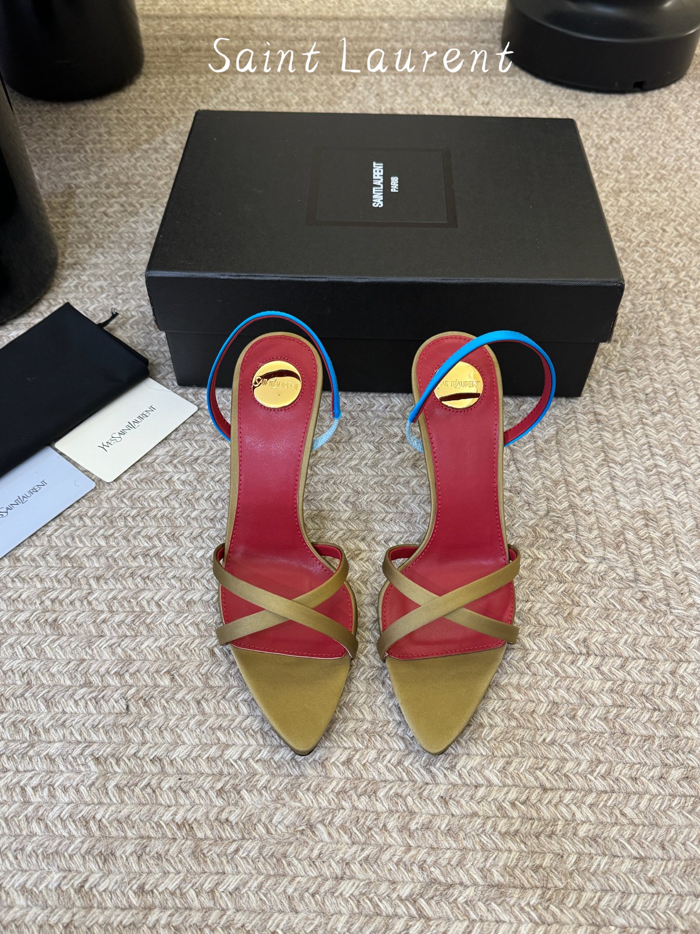 Saint Laurent / YSL圣罗兰金属字母logo高跟凉鞋YSL姐姐的美丽尤物高跟鞋 又是人间