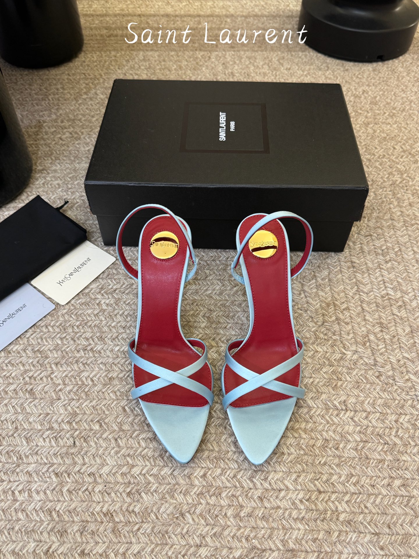 Saint Laurent / YSL圣罗兰金属字母logo高跟凉鞋YSL姐姐的美丽尤物高跟鞋 又是人间