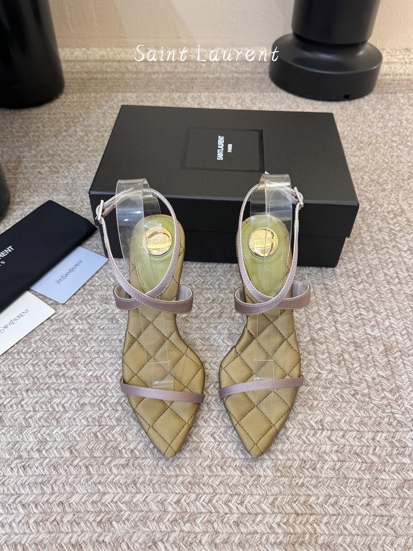 Saint Laurent / YSL圣罗兰金属字母logo高跟凉鞋YSL姐姐的美丽尤物高跟鞋 又是人间