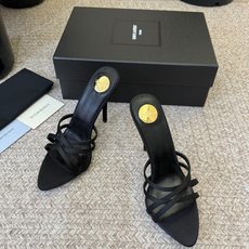 Saint Laurent / YSL圣罗兰金属字母logo高跟凉鞋YSL姐姐的美丽尤物高跟鞋 又是人间 Saint Laurent / YSL圣罗兰金属字母logo高跟凉鞋YSL姐姐的美丽尤物高跟鞋 又是人间