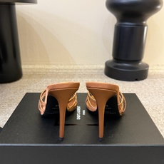 Saint Laurent / YSL圣罗兰金属字母logo高跟凉鞋YSL姐姐的美丽尤物高跟鞋 又是人间 Saint Laurent / YSL圣罗兰金属字母logo高跟凉鞋YSL姐姐的美丽尤物高跟鞋 又是人间