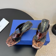 STUART WEITZMAN26春夏新品SW简易坡跟夹脚人字拖鞋|慵懒贵气的夏日松弛感天花板! 百搭到 STUART WEITZMAN26春夏新品SW简易坡跟夹脚人字拖鞋|慵懒贵气的夏日松弛感天花板! 百搭到