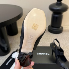 CHANEL小香 26ss 早春新款 后空大方头跟鞋,复古法式优雅感,高级感十足 香奶奶后空玛丽珍凉鞋, CHANEL小香 26ss 早春新款 后空大方头跟鞋,复古法式优雅感,高级感十足 香奶奶后空玛丽珍凉鞋,