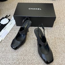 CHANEL小香 26ss 早春新款 后空大方头跟鞋,复古法式优雅感,高级感十足 香奶奶后空玛丽珍凉鞋, CHANEL小香 26ss 早春新款 后空大方头跟鞋,复古法式优雅感,高级感十足 香奶奶后空玛丽珍凉鞋,