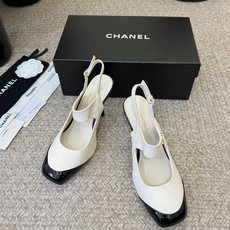 CHANEL小香 26ss 早春新款 后空大方头跟鞋,复古法式优雅感,高级感十足 香奶奶后空玛丽珍凉鞋, CHANEL小香 26ss 早春新款 后空大方头跟鞋,复古法式优雅感,高级感十足 香奶奶后空玛丽珍凉鞋,