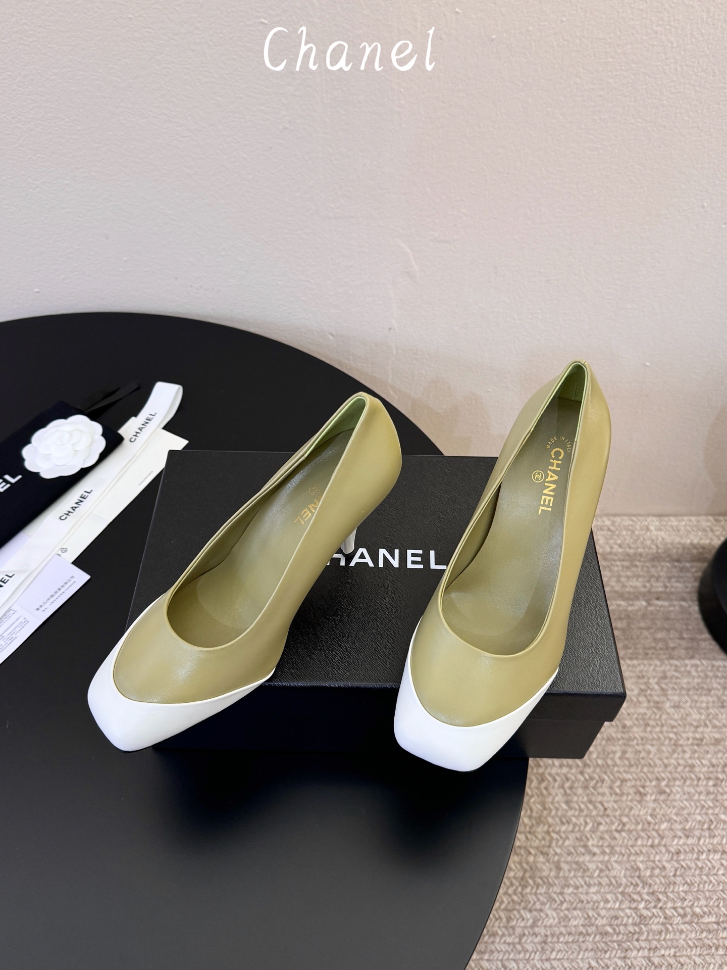 CHANEL小香 26ss 早春新款 后空大方头跟鞋,复古法式优雅感,高级感十足 香奶奶后空玛丽珍凉鞋, CHANEL小香 26ss 早春新款 后空大方头跟鞋,复古法式优雅感,高级感十足 香奶奶后空玛丽珍凉鞋,