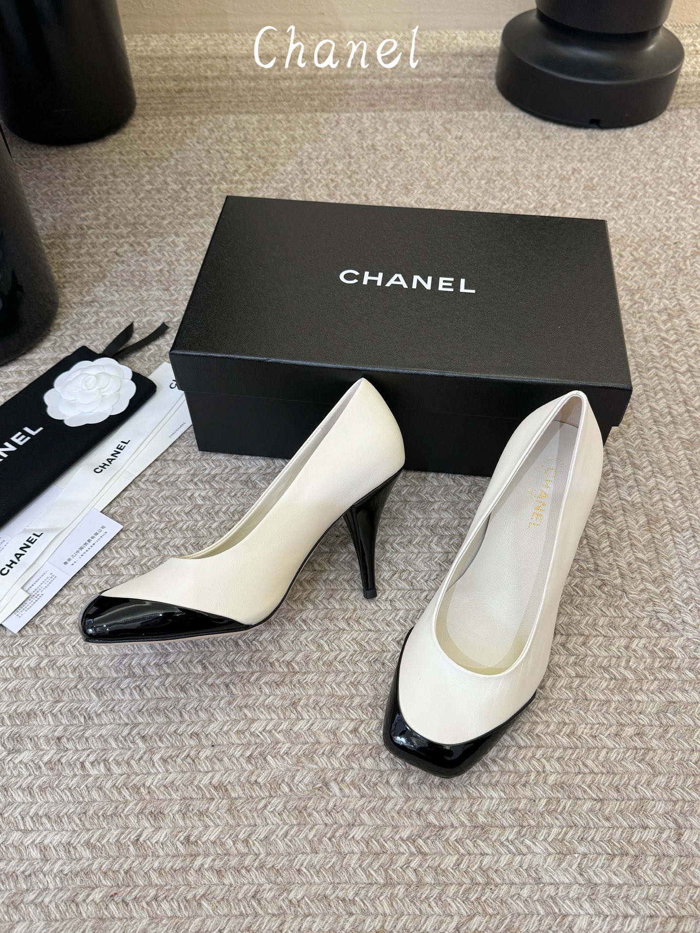 CHANEL小香 26ss 早春新款 后空大方头跟鞋,复古法式优雅感,高级感十足 香奶奶后空玛丽珍凉鞋, CHANEL小香 26ss 早春新款 后空大方头跟鞋,复古法式优雅感,高级感十足 香奶奶后空玛丽珍凉鞋,