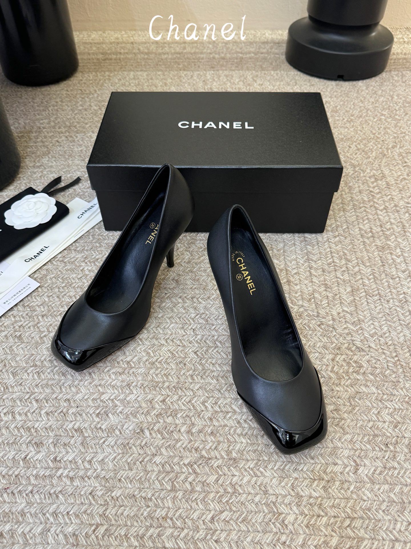 CHANEL小香 26ss 早春新款 后空大方头跟鞋,复古法式优雅感,高级感十足 香奶奶后空玛丽珍凉鞋, CHANEL小香 26ss 早春新款 后空大方头跟鞋,复古法式优雅感,高级感十足 香奶奶后空玛丽珍凉鞋,
