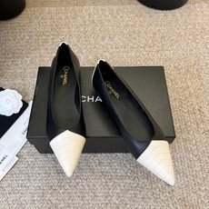 CHANEL小香 26ss 新款跟鞋复古法式优雅感,高级感十足 香奶奶后空玛丽珍凉鞋,最近很火的一双凉鞋 CHANEL小香 26ss 新款跟鞋复古法式优雅感,高级感十足 香奶奶后空玛丽珍凉鞋,最近很火的一双凉鞋
