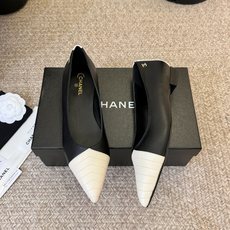 CHANEL小香 26ss 新款跟鞋复古法式优雅感,高级感十足 香奶奶后空玛丽珍凉鞋,最近很火的一双凉鞋 CHANEL小香 26ss 新款跟鞋复古法式优雅感,高级感十足 香奶奶后空玛丽珍凉鞋,最近很火的一双凉鞋