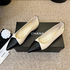 CHANEL小香 26ss 新款跟鞋复古法式优雅感,高级感十足 香奶奶后空玛丽珍凉鞋,最近很火的一双凉鞋 CHANEL小香 26ss 新款跟鞋复古法式优雅感,高级感十足 香奶奶后空玛丽珍凉鞋,最近很火的一双凉鞋