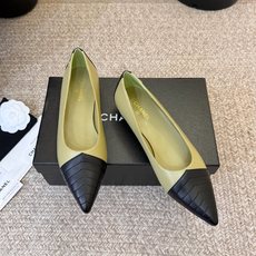 CHANEL小香 26ss 新款跟鞋复古法式优雅感,高级感十足 香奶奶后空玛丽珍凉鞋,最近很火的一双凉鞋 CHANEL小香 26ss 新款跟鞋复古法式优雅感,高级感十足 香奶奶后空玛丽珍凉鞋,最近很火的一双凉鞋