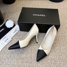 CHANEL小香 26ss 新款跟鞋复古法式优雅感,高级感十足 香奶奶后空玛丽珍凉鞋,最近很火的一双凉鞋 CHANEL小香 26ss 新款跟鞋复古法式优雅感,高级感十足 香奶奶后空玛丽珍凉鞋,最近很火的一双凉鞋