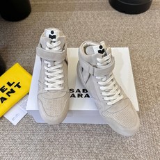 Isabel Marant/伊莎贝尔2026春夏新款经典复古内增高冲孔系带高帮休闲鞋!超级有高级感上脚超 Isabel Marant/伊莎贝尔2026春夏新款经典复古内增高冲孔系带高帮休闲鞋!超级有高级感上脚超