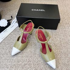 Chane*26ss夏季新款拼色T字带高跟凉鞋自带优雅复古感的拼色T字带高跟凉鞋,利落的尖头剪裁搭配经典 Chane*26ss夏季新款拼色T字带高跟凉鞋自带优雅复古感的拼色T字带高跟凉鞋,利落的尖头剪裁搭配经典