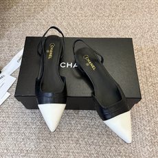 Chane*26ss夏季新款拼色尖头高跟凉鞋自带优雅复古感的拼色T字带高跟凉鞋,利落的尖头剪裁搭配经典的 Chane*26ss夏季新款拼色尖头高跟凉鞋自带优雅复古感的拼色T字带高跟凉鞋,利落的尖头剪裁搭配经典的
