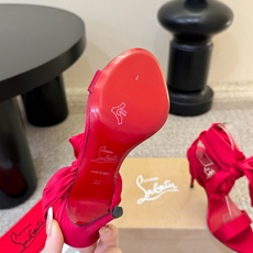 Christian Louboutin | 2026s𝐒原版CL全新秀款高跟鞋~时装红底凉鞋 新款红底金 Christian Louboutin | 2026s𝐒原版CL全新秀款高跟鞋~时装红底凉鞋 新款红底金