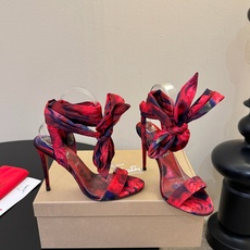 Christian Louboutin | 2026s𝐒原版CL全新秀款高跟鞋~时装红底凉鞋 新款红底金 Christian Louboutin | 2026s𝐒原版CL全新秀款高跟鞋~时装红底凉鞋 新款红底金