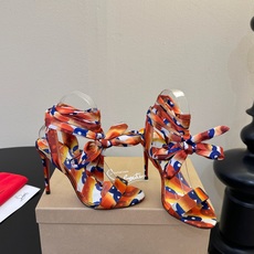 Christian Louboutin | 2026s𝐒原版CL全新秀款高跟鞋~时装红底凉鞋 新款红底金 Christian Louboutin | 2026s𝐒原版CL全新秀款高跟鞋~时装红底凉鞋 新款红底金
