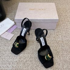 Jimmy Cho*夏日辣妹出街封神款,焦糖棕vs紫蘭花色,一双比一双懂夏天!走路零负担,夹趾设计自带随 Jimmy Cho*夏日辣妹出街封神款,焦糖棕vs紫蘭花色,一双比一双懂夏天!走路零负担,夹趾设计自带随